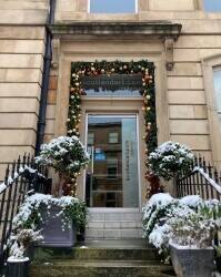 Established Glasgow Art Gallery With Strong Client Base – Turnkey Opportunity Established Glasgow Art Gallery With Strong Client Base – Turnkey Opportunity