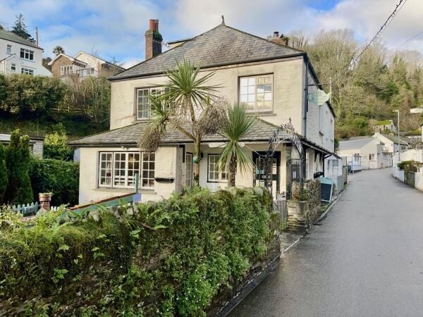 Leasehold Tea Rooms & Restaurant Located In Polperro, Cornwall Leasehold Tea Rooms & Restaurant Located In Polperro, Cornwall