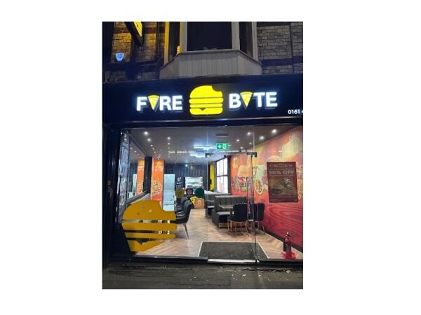 Prime Manchester Takeaway β Fully Equipped & Trading! Prime Manchester Takeaway β Fully Equipped & Trading!