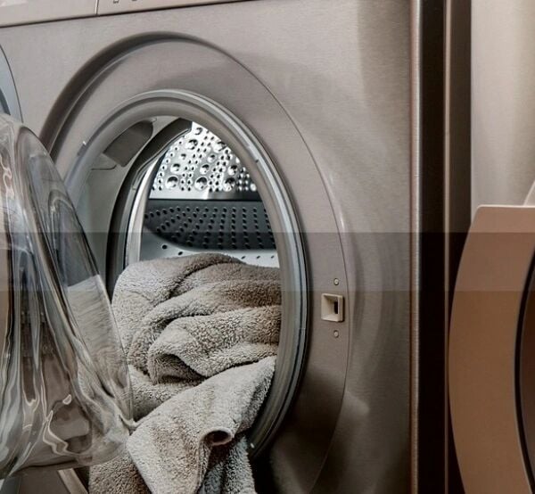 Long-Standing Local Launderette With Strong Repeat Trade for Sale including Equipment in the region of 18,000 Long-Standing Local Launderette With Strong Repeat Trade for Sale including Equipment in the region of 18,000