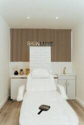 Established Profitable Aesthetic & Laser Clinic &ndash; Manchester | Strong Client Base | Turnkey Opportun