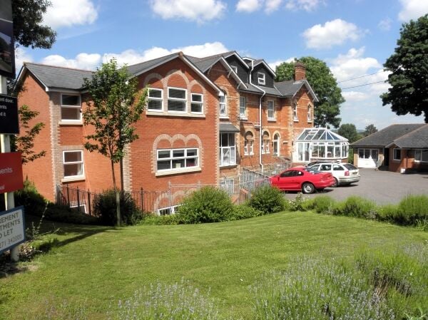 FREEHOLD INVESTMENT PROPERTY OPPORTUNITY FREEHOLD INVESTMENT PROPERTY OPPORTUNITY