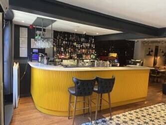 Restaurant & Bar for sale in town centre Restaurant & Bar for sale in town centre