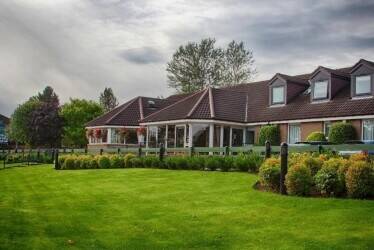 Full Service 27 Bedroom Regional Hotel Full Service 27 Bedroom Regional Hotel