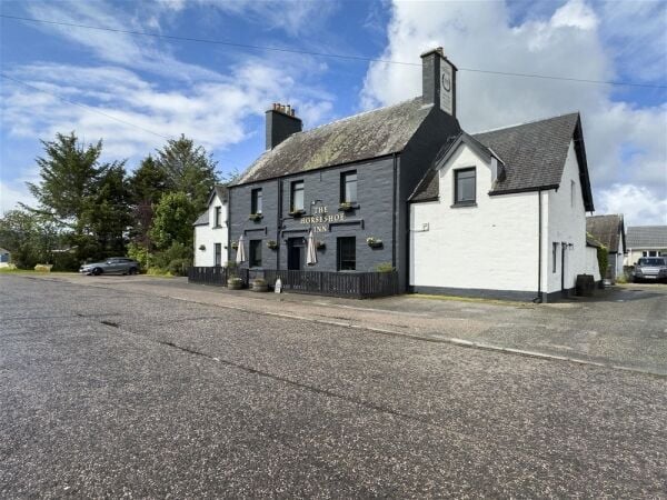 The Horse Shoe Inn