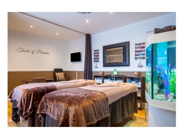 A Paradise of Profit: Own This 5-Star Beauty & Wellness Brand A Paradise of Profit: Own This 5-Star Beauty & Wellness Brand