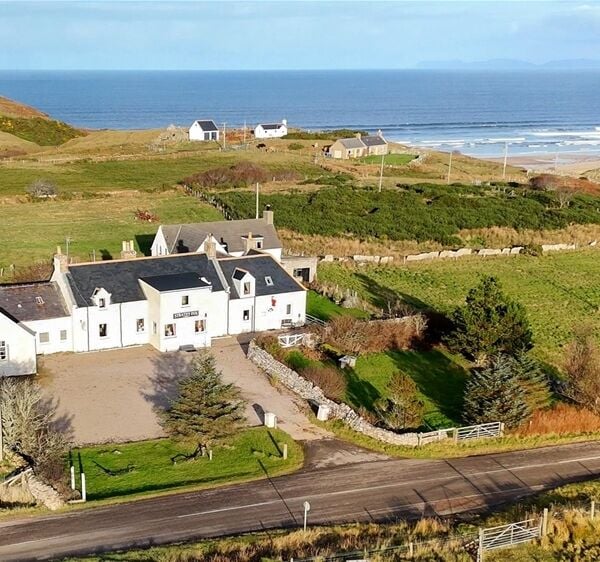 Strathy Inn