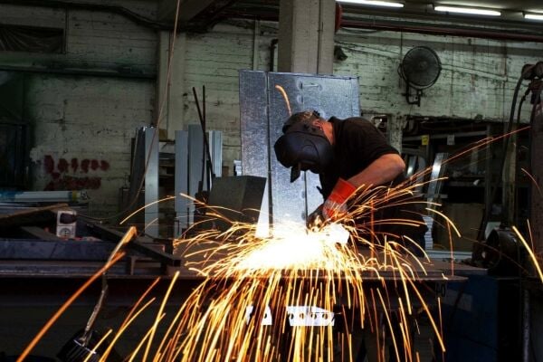 METAL FABRICATION & INSTALLATION