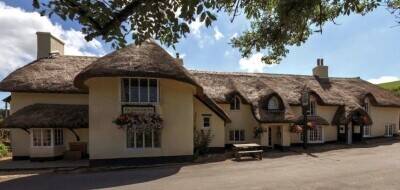 One Of The South West's Finest Country Inns With 10 Ensuite Letting Bedrooms & A Letting Apartment