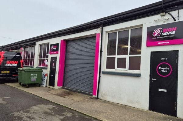 Commercial Signage & Vehicle Livery Business Commercial Signage & Vehicle Livery Business