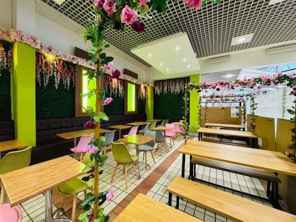 Cafe & Sandwich Bars For Sale in Crewe