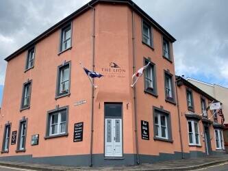 LION HOTEL & RESTAURANT BROAD STREET BLAENAVON TORFAEN - FOR SALE BY PUBLIC AUCTION
