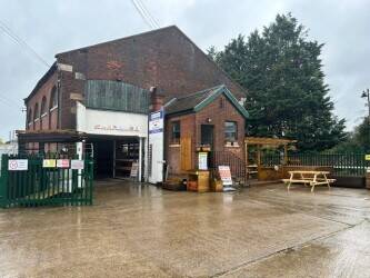 LEASEHOLD TIMBER & FENCING SUPPLIERS LEASEHOLD TIMBER & FENCING SUPPLIERS