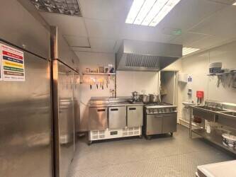 Zukis Restaurant is a well-established Turkish takeaway and delivery business, offering authentic flavours cooked on a traditional charcoal grill. Kno