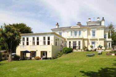 An Excellently Presented, 30-Bedroom En-suite Hotel An Excellently Presented, 30-Bedroom En-suite Hotel