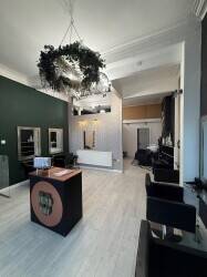 Beauty Salon Opportunity- Prime Location and Modern setup 