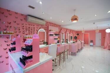 EXCEPTIONALLY FITTED SALON