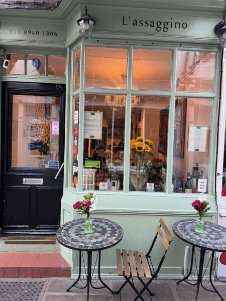 ITALIAN RESTAURANT