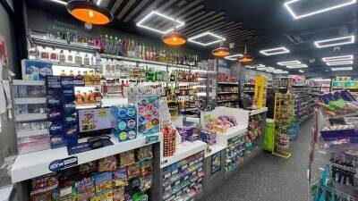 BRAND NEW BRANDED OFF - LICENSE STORE LEASE FOR SALE ONLY 28 MILES AWAY FROM LONDON BRAND NEW BRANDED OFF - LICENSE STORE LEASE FOR SALE ONLY 28 MILES AWAY FROM LONDON