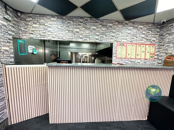 Hot Food Takeaway in Oldham