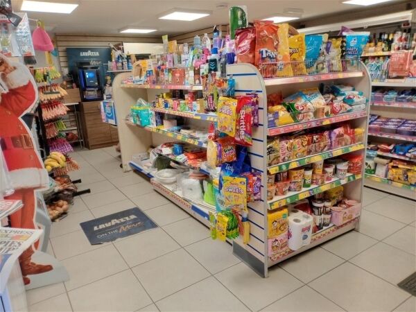 GARAGE FORECOURT CONVENIENCE STORE - HUNTINGDON GARAGE FORECOURT CONVENIENCE STORE - HUNTINGDON