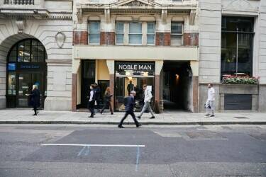 3 Seat operational Barbershop with large basement ready for development in City of London