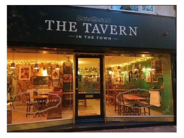 Buzzing Town Centre Bar & Restaurant with Serious Personality Buzzing Town Centre Bar & Restaurant with Serious Personality