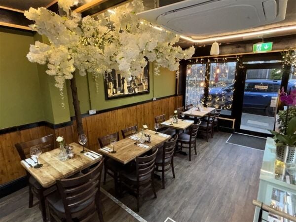 Restaurants For Sale in Leeds Restaurants For Sale in Leeds