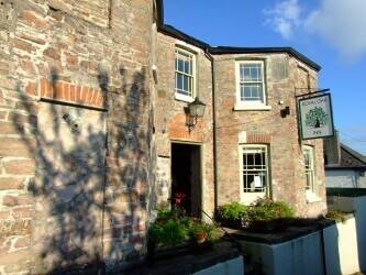 Profitable High Turnover Character Cornish Inn With 6 Letting Rooms & A 2 Bedroom Cottage