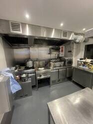 Town centre restaurant & takeaway for sale