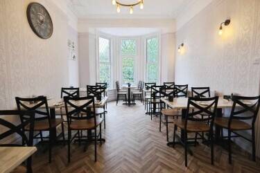A HIGHLY SUCCESSFUL GUEST HOUSE IN A PERFECT LOCATION A HIGHLY SUCCESSFUL GUEST HOUSE IN A PERFECT LOCATION