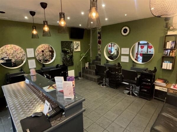 Beauty, Therapy & Tanning For Sale in Huddersfield Beauty, Therapy & Tanning For Sale in Huddersfield