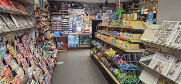 Freehold Town Centre Store with 3-Bed Flat | Scunthorpe