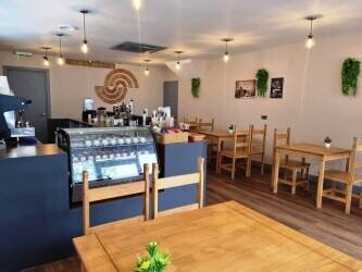 CAFÉ / COFFEE SHOP FOR SALE IN LEWISHAM, LONDON CAFÉ / COFFEE SHOP FOR SALE IN LEWISHAM, LONDON