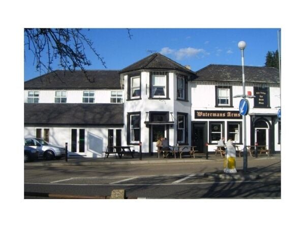 A Timeless Local Favourite – Established Village Pub with Loyal Following A Timeless Local Favourite – Established Village Pub with Loyal Following