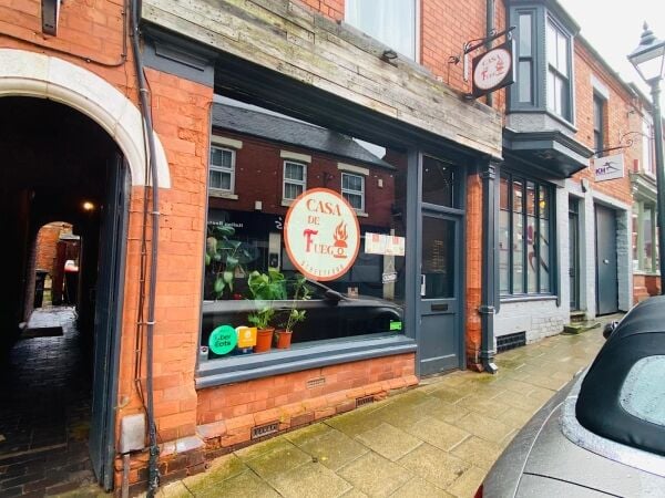 Leasehold Modern BBQ Street Food Takeaway Located in Kimberly, Nottingham