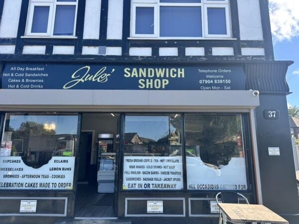 Freshly Prepared & Ready to Grow – Established Sandwich Shop in Stockport Freshly Prepared & Ready to Grow – Established Sandwich Shop in Stockport