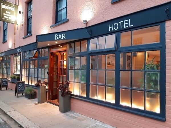 9 Bedroom Boutique Hotel situated in Dartmouth For Sale in Dartmouth