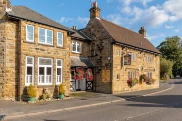 NORTH YORKSHIRE - PROFITABLE PUB & RESTAURANT WITH ELEVEN LETTING BEDROOMS