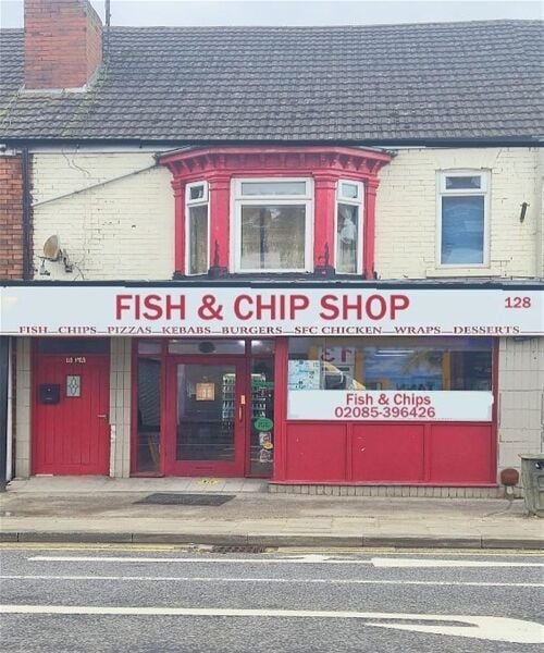 Freehold fish & chip shop with flat, central Gainsborough