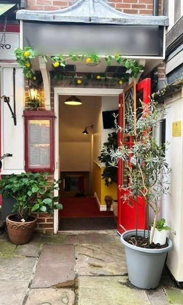 Basement Licenced Restaurant & Takeaway Located In Renowned Court Yard Operated By The Owner Since 2005 for Sale Basement Licenced Restaurant & Takeaway Located In Renowned Court Yard Operated By The Owner Since 2005 for Sale
