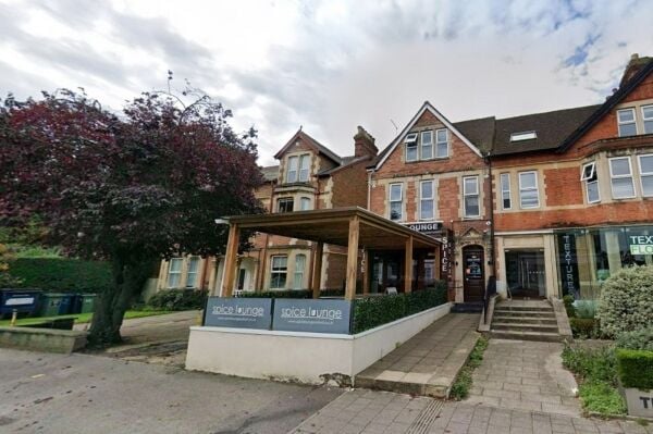 Established Restaurant/Takeaway - Oxford