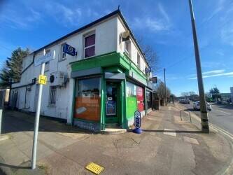 OFF LICENCE / CONVENIENCE STORE - RAYLEIGH ROAD, EASTWOOD - £100,000 _ PLUS SAV LEASEHOLD