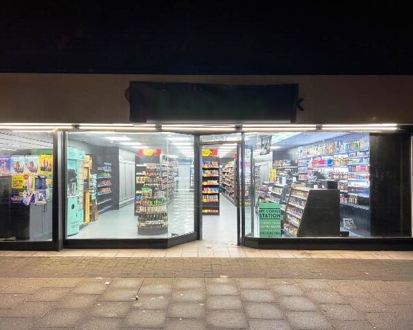 Immaculate Newly Fitted Convenience Store, Counter Newspapers, Magazines And Off Licence With National Lottery Approved recently Installed And Cash Po Immaculate Newly Fitted Convenience Store, Counter Newspapers, Magazines And Off Licence With National Lottery Approved recently Installed And Cash Po