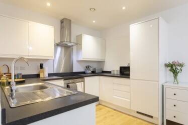 Serviced Accommodation Units near Gatwick Airport - Established Client Base Serviced Accommodation Units near Gatwick Airport - Established Client Base