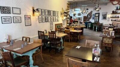 ESTABLISHED CAFÉ FOR SALE IN LEWISHAM, LONDON ESTABLISHED CAFÉ FOR SALE IN LEWISHAM, LONDON