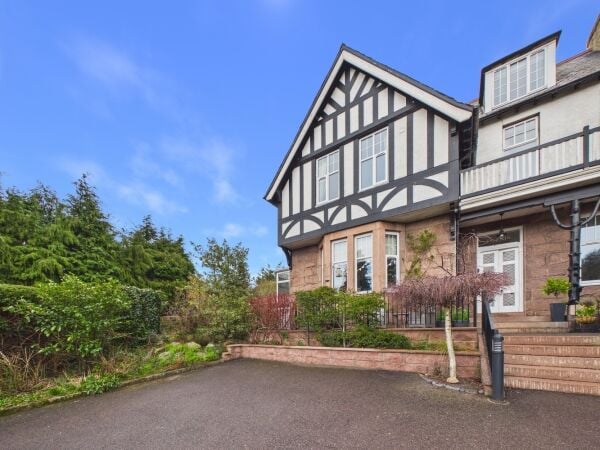 Elegant Deeside guest house with thriving year-round business potential Elegant Deeside guest house with thriving year-round business potential