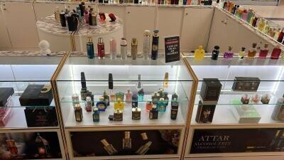 Dubai Perfume Kiosk For Sale Dubai Perfume Kiosk For Sale