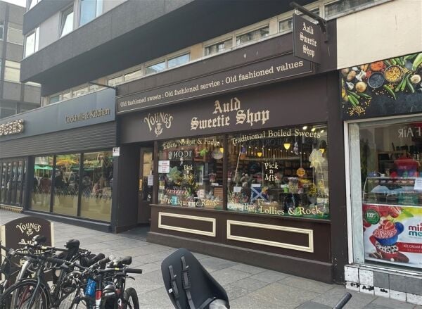 Youngs Auld Sweetie Shop, Inverness