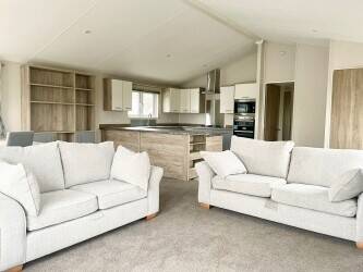 NOTTINGHAMSHIRE - TWO BEDROOM RESIDENTIAL LODGE WITH DEDICATED PARKING NOTTINGHAMSHIRE - TWO BEDROOM RESIDENTIAL LODGE WITH DEDICATED PARKING